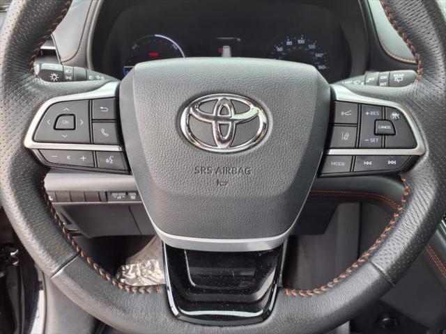 used 2022 Toyota Sienna car, priced at $37,037