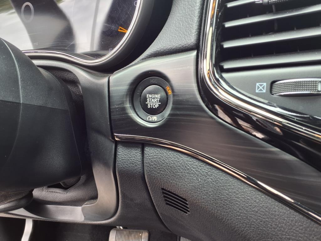 used 2020 Jeep Grand Cherokee car, priced at $22,785