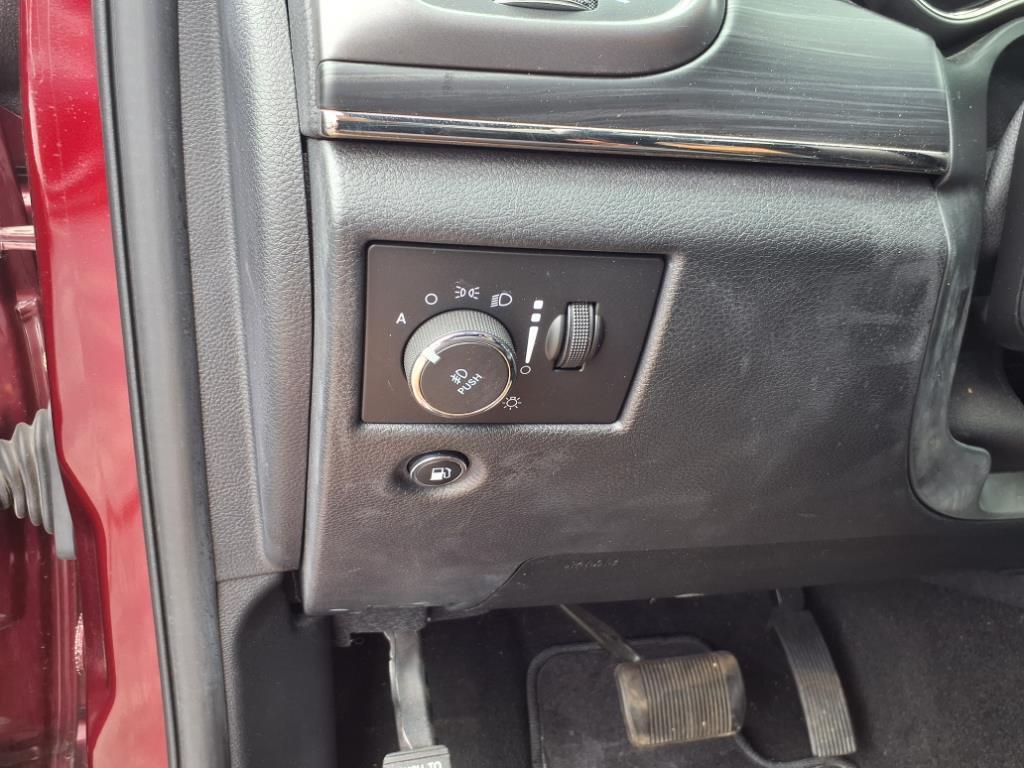 used 2020 Jeep Grand Cherokee car, priced at $22,785