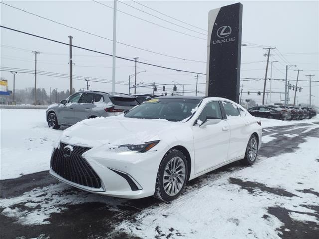 used 2022 Lexus ES 350 car, priced at $44,345