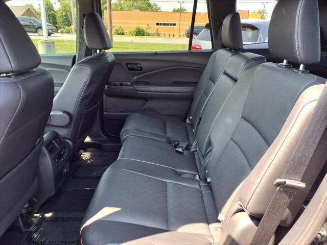 used 2022 Honda Passport car, priced at $31,720