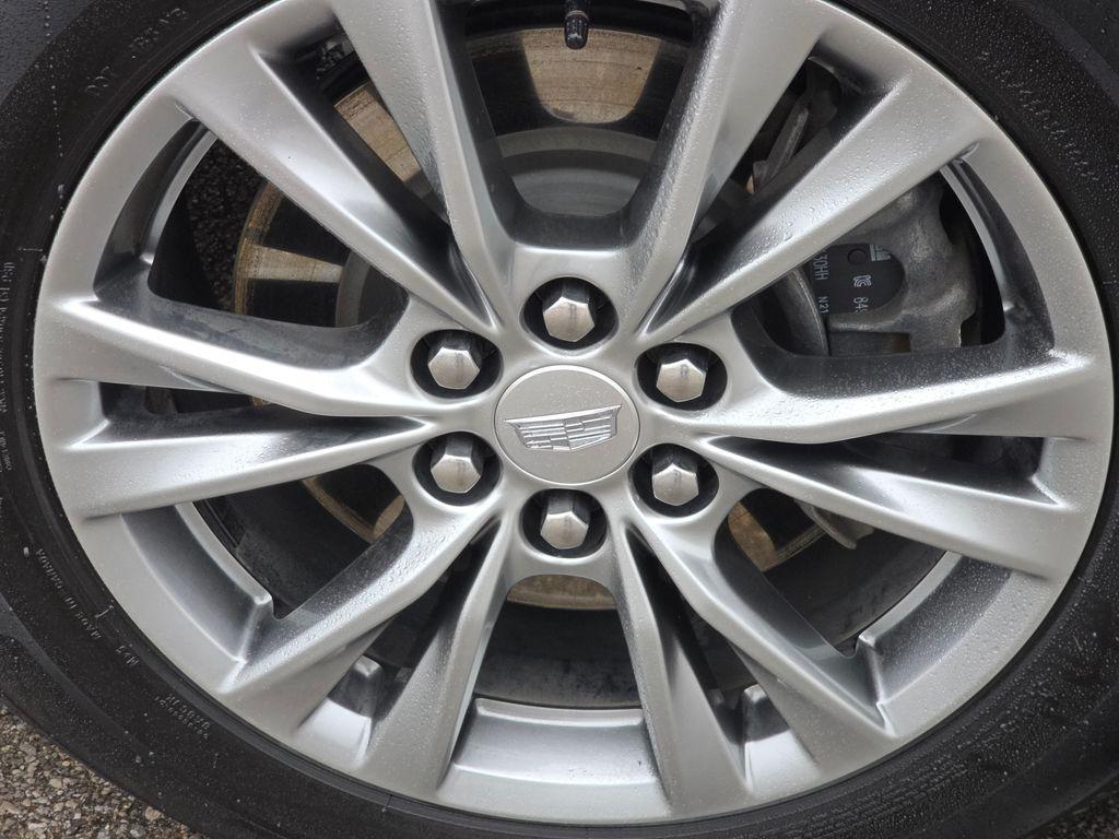 used 2021 Cadillac XT5 car, priced at $25,600