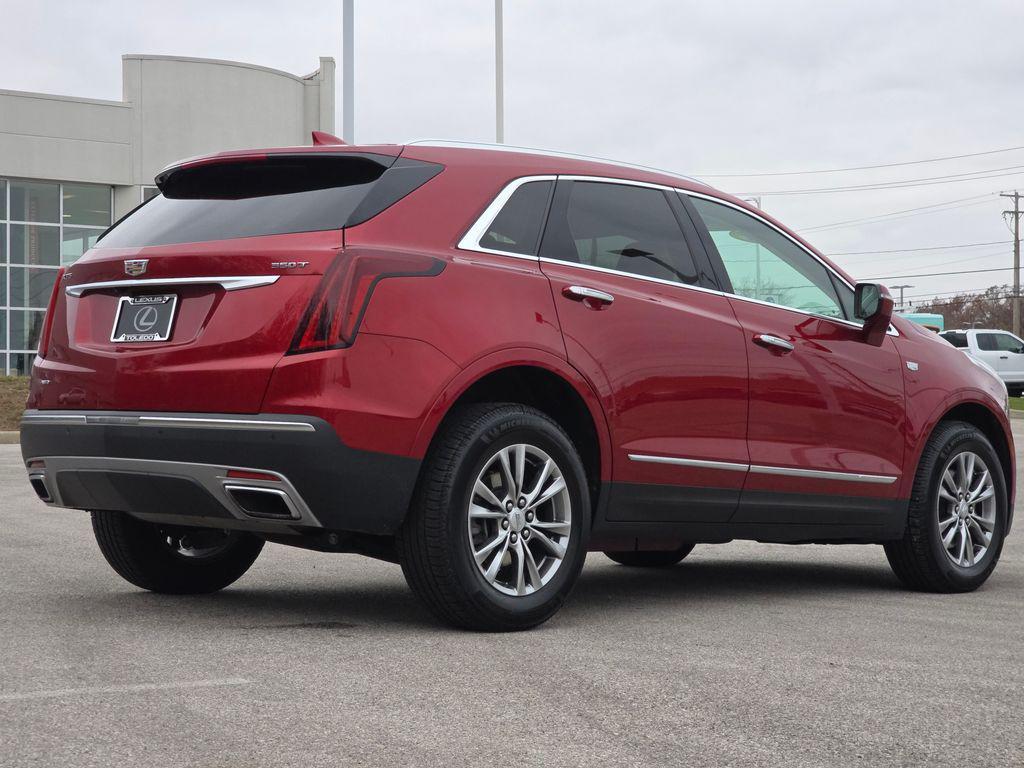 used 2021 Cadillac XT5 car, priced at $25,600