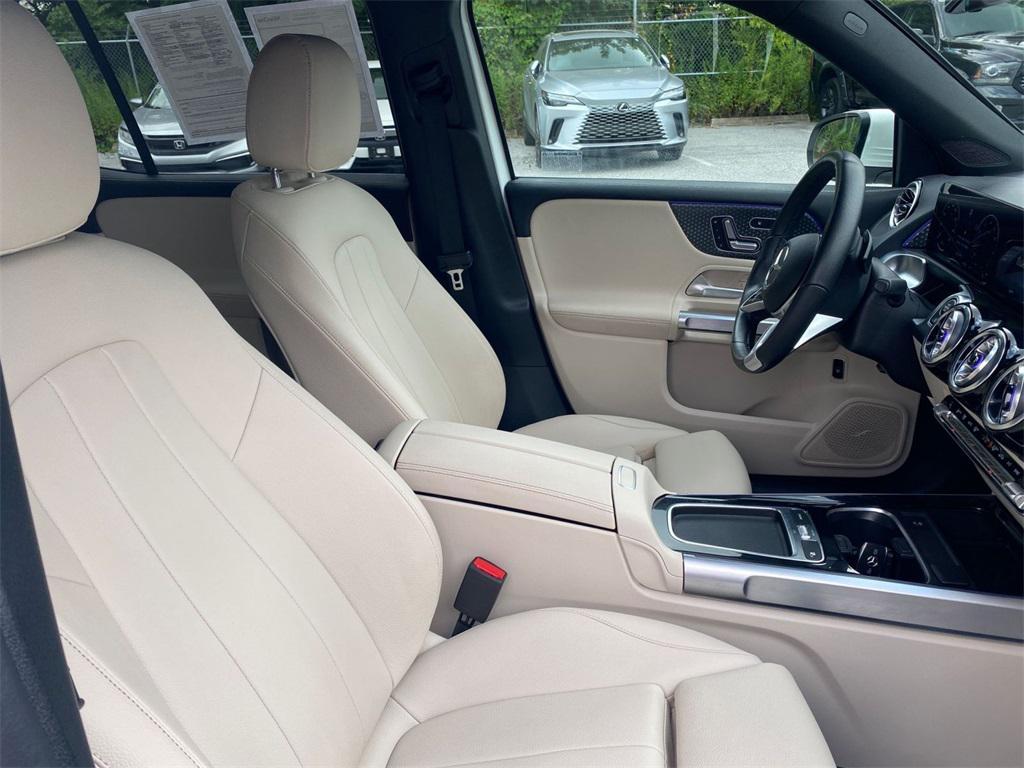 used 2025 Mercedes-Benz GLB 250 car, priced at $39,000