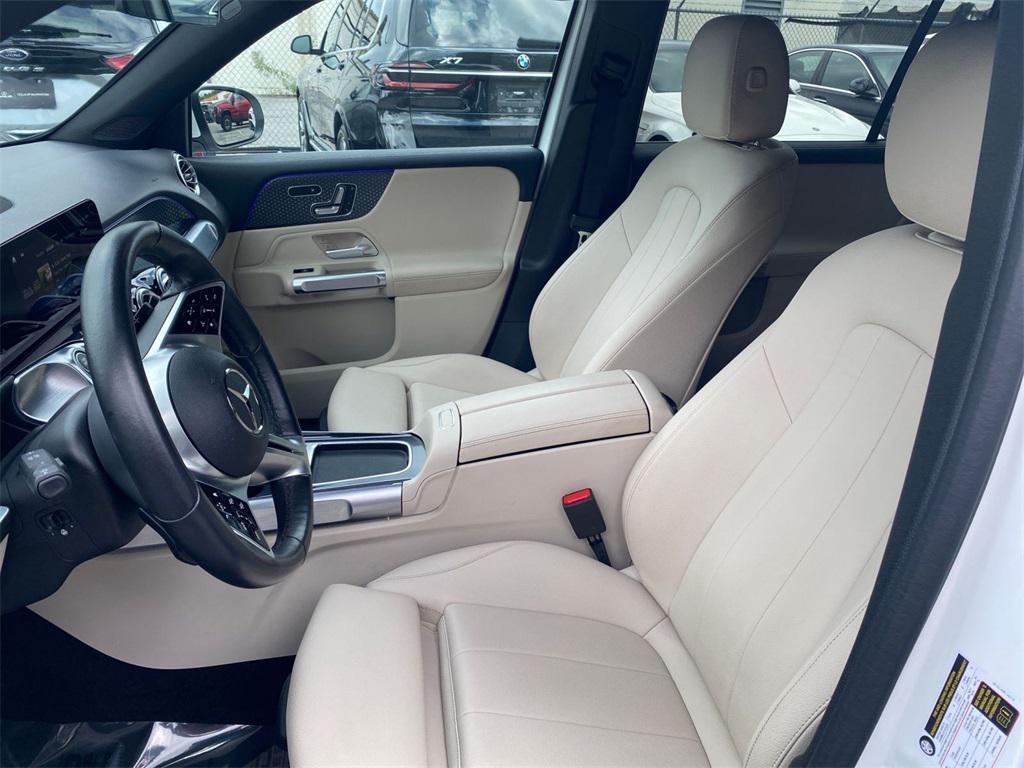 used 2025 Mercedes-Benz GLB 250 car, priced at $39,000