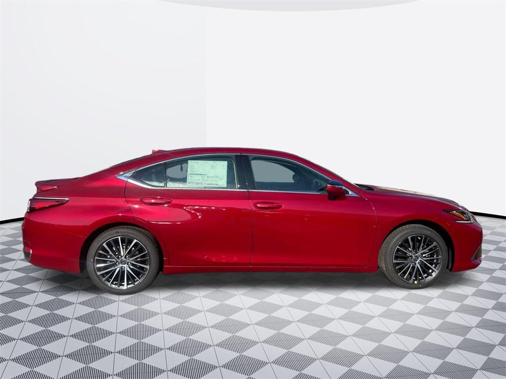 new 2025 Lexus ES 300h car, priced at $47,309