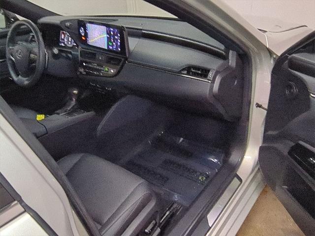 used 2022 Lexus ES 350 car, priced at $37,000