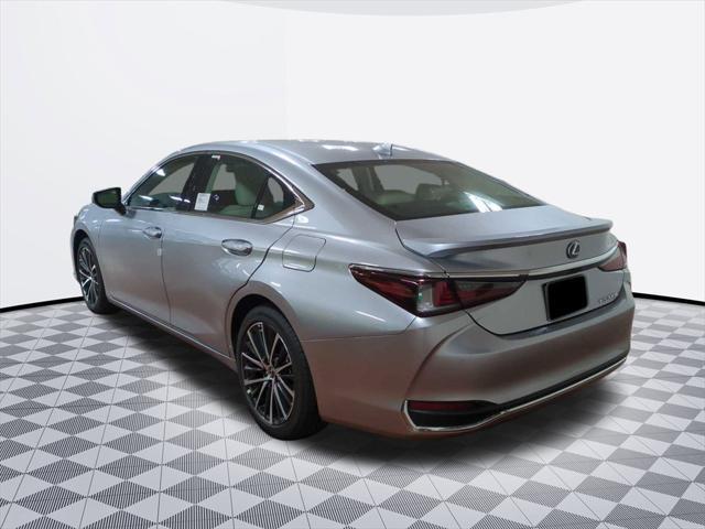 new 2025 Lexus ES 300h car, priced at $47,959