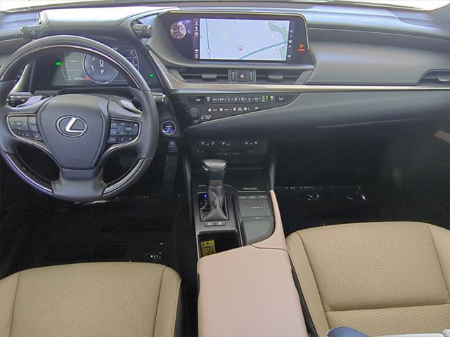 used 2019 Lexus ES 300h car, priced at $27,000