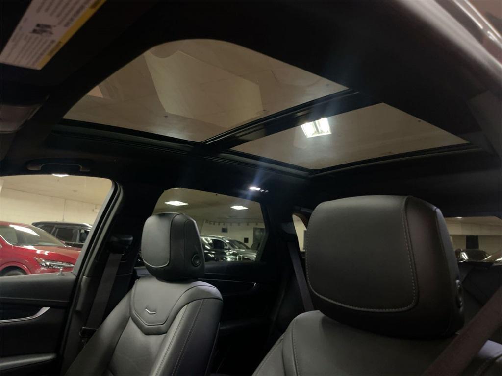 used 2020 Cadillac XT5 car, priced at $25,372