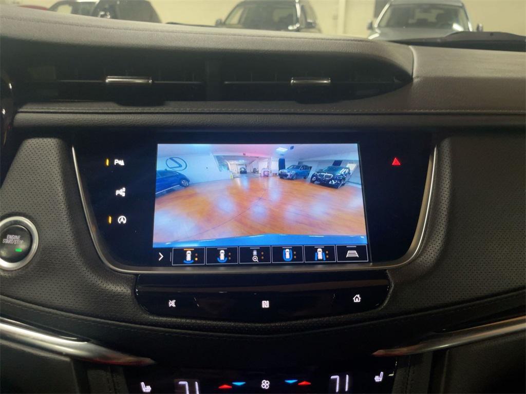 used 2020 Cadillac XT5 car, priced at $25,372