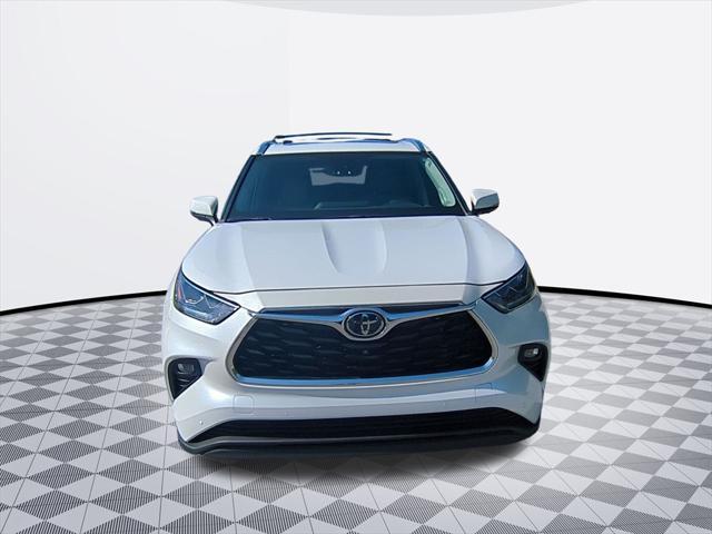 used 2023 Toyota Highlander car, priced at $43,000