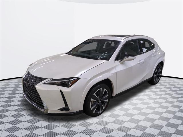 new 2025 Lexus UX 300h car, priced at $46,215