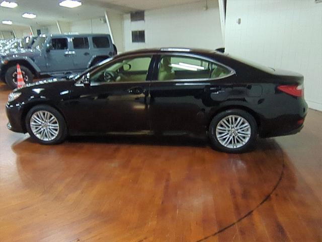 used 2015 Lexus ES 350 car, priced at $16,000