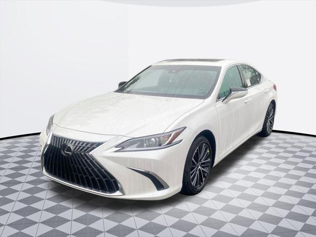 new 2025 Lexus ES 300h car, priced at $51,644