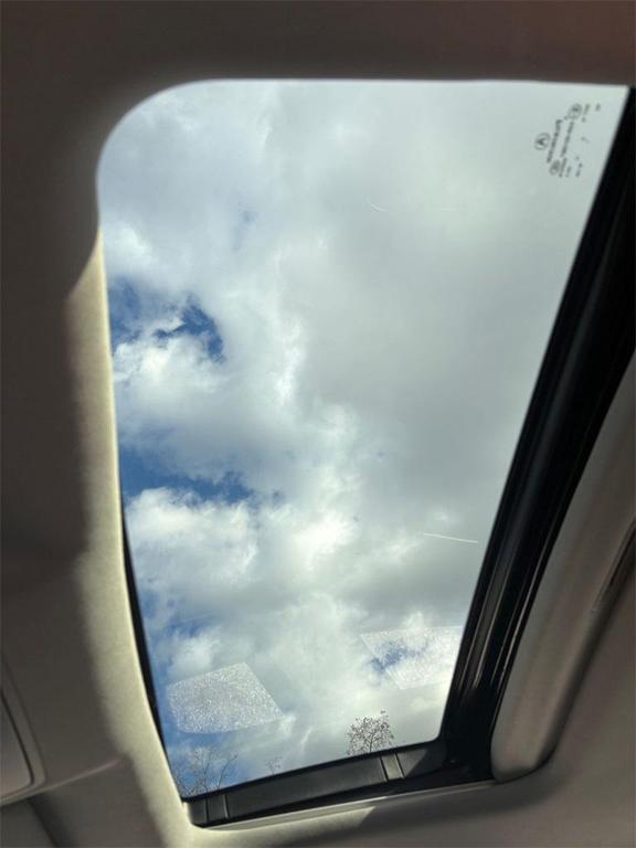 used 2017 Acura MDX car, priced at $21,000