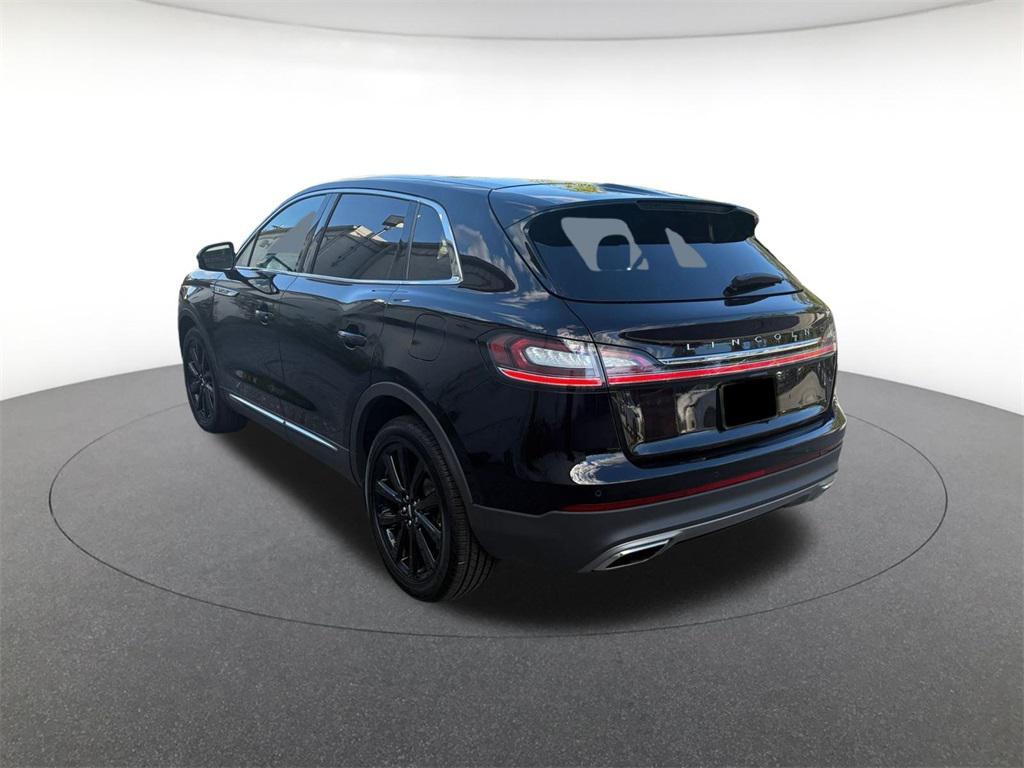 used 2021 Lincoln Nautilus car, priced at $33,000