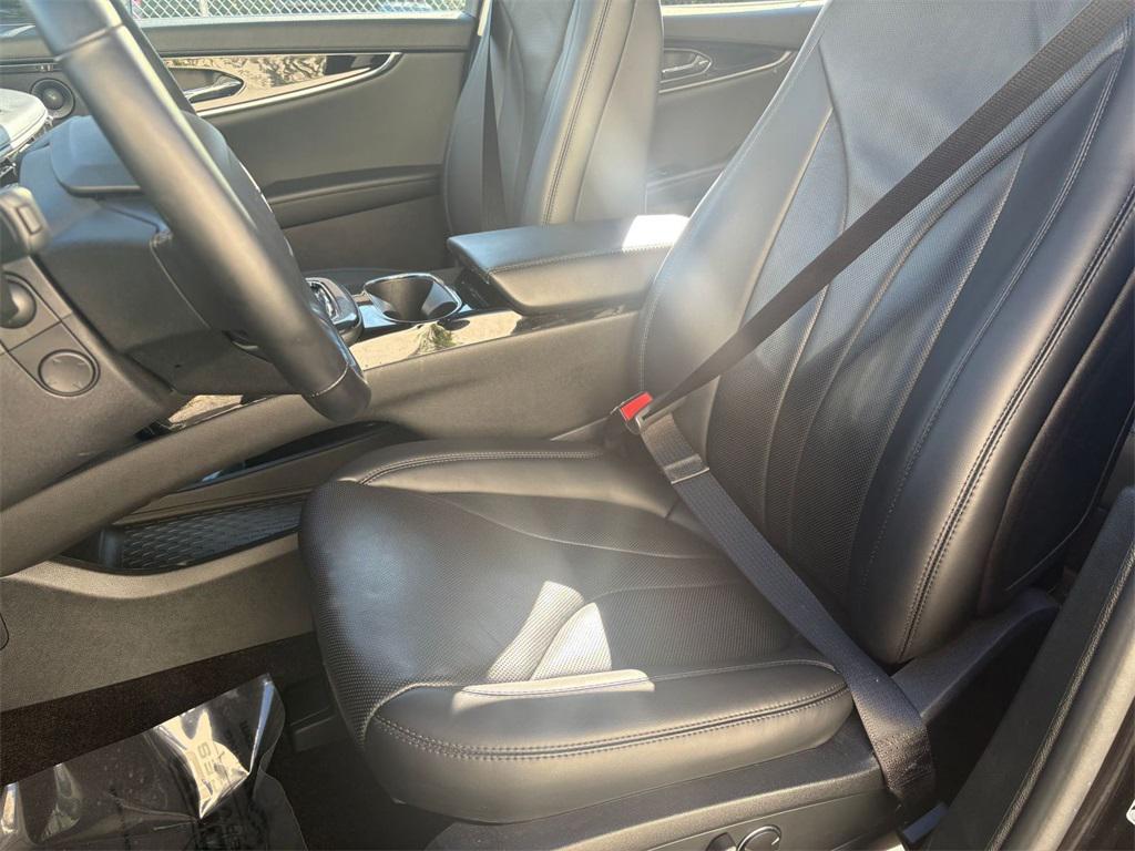 used 2021 Lincoln Nautilus car, priced at $33,000