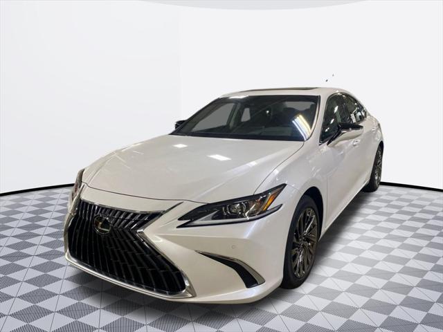 new 2025 Lexus ES 300h car, priced at $51,886