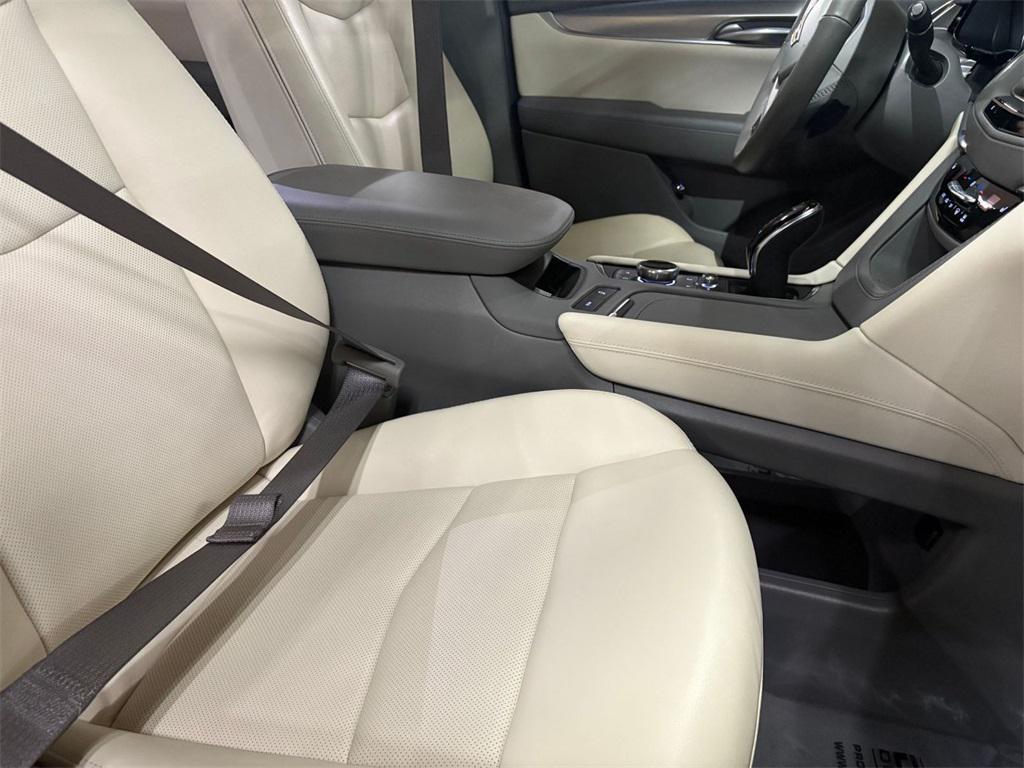 used 2024 Cadillac XT5 car, priced at $44,000
