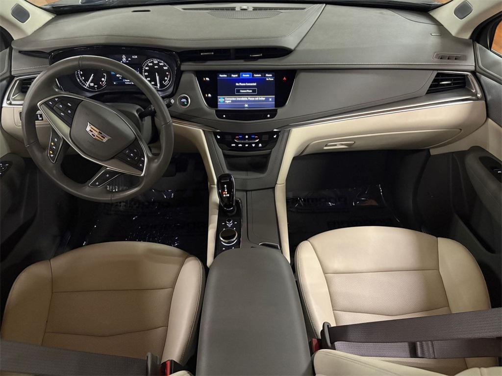 used 2024 Cadillac XT5 car, priced at $44,000