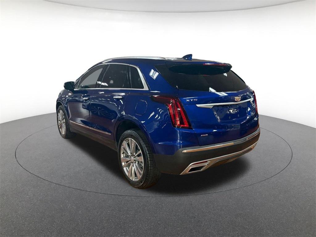 used 2024 Cadillac XT5 car, priced at $44,000