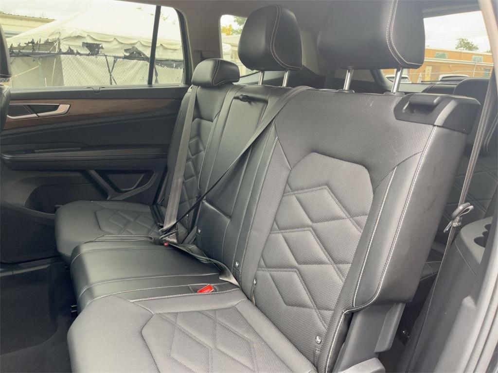 used 2024 Volkswagen Atlas car, priced at $29,900