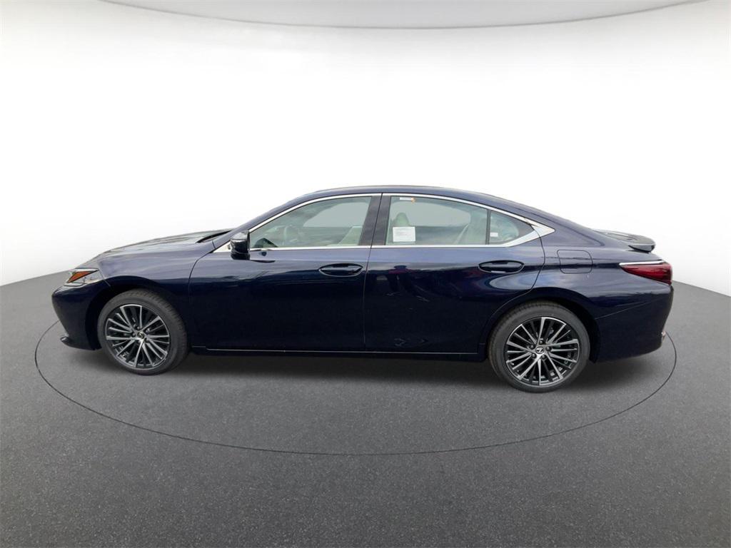 new 2025 Lexus ES 300h car, priced at $47,309