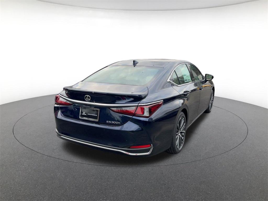 new 2025 Lexus ES 300h car, priced at $47,309
