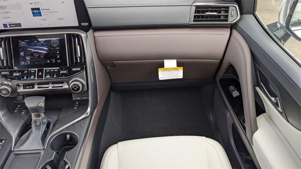 new 2025 Lexus LX 600 car, priced at $110,131