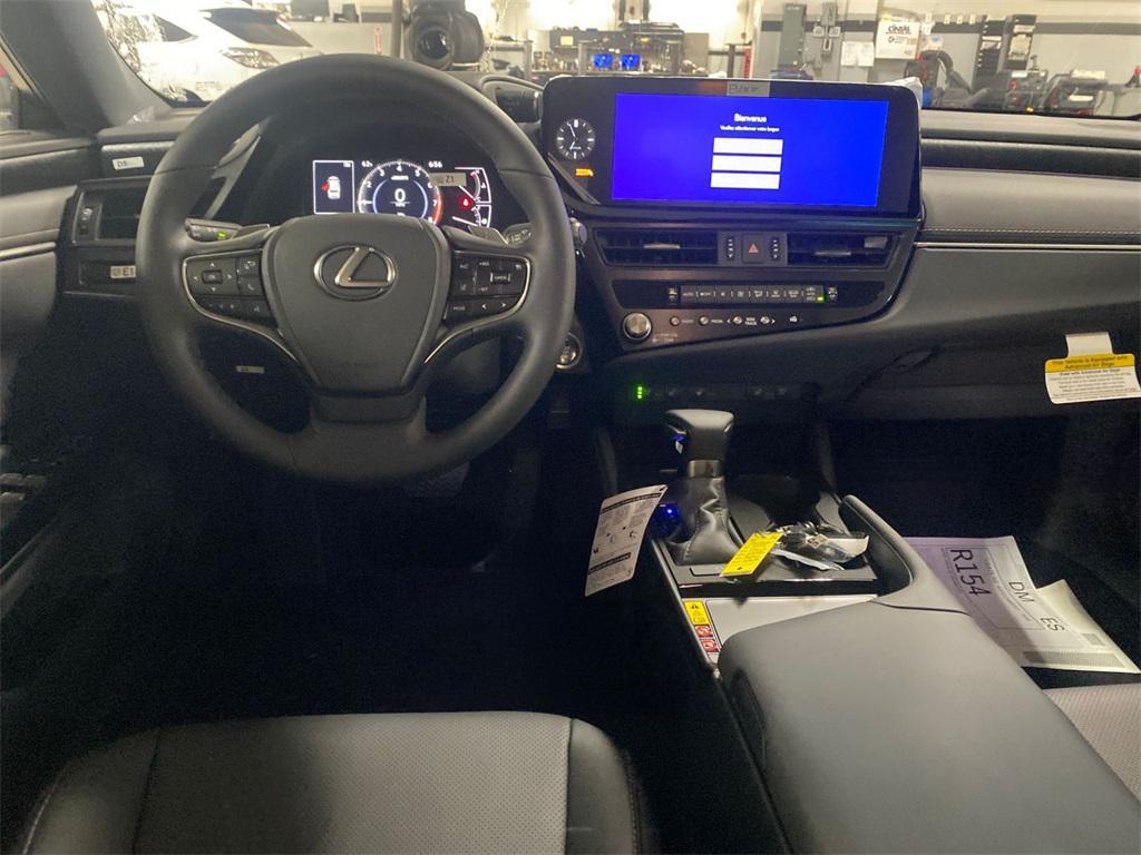 new 2025 Lexus ES 350 car, priced at $47,860