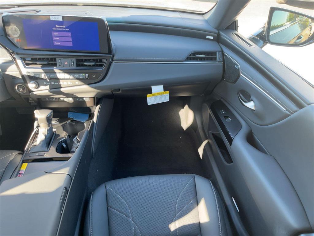 new 2025 Lexus ES 350 car, priced at $53,707