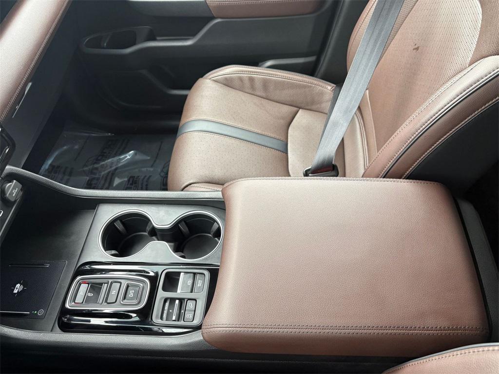 used 2023 Honda Pilot car, priced at $41,000