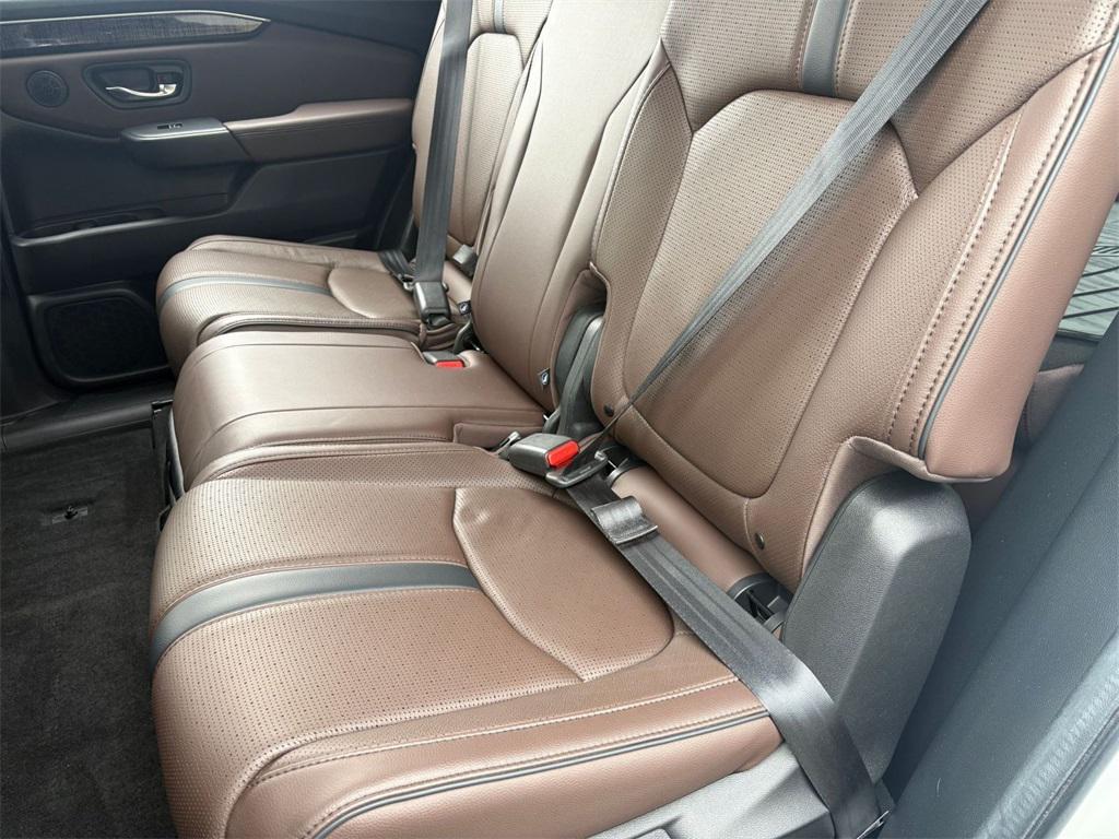 used 2023 Honda Pilot car, priced at $41,000