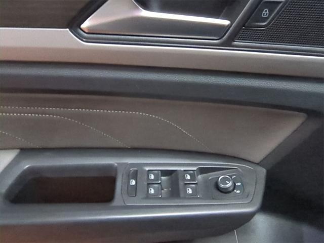used 2022 Volkswagen Atlas car, priced at $28,000