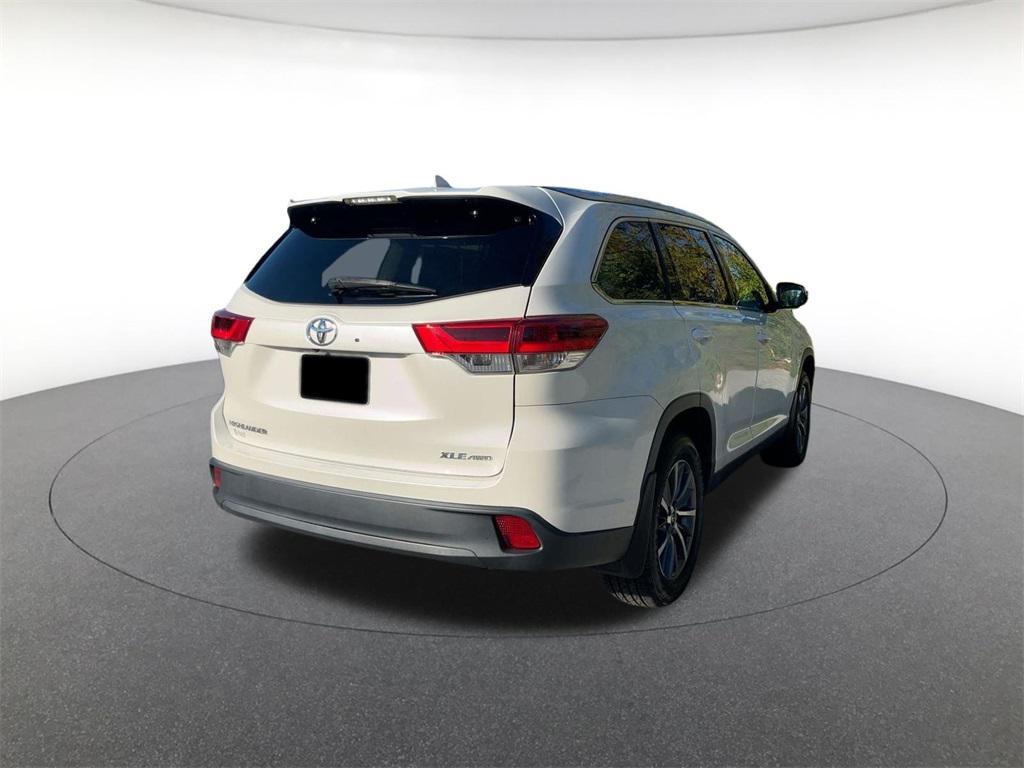 used 2019 Toyota Highlander car, priced at $28,000