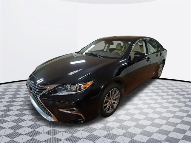 used 2017 Lexus ES 300h car, priced at $22,500