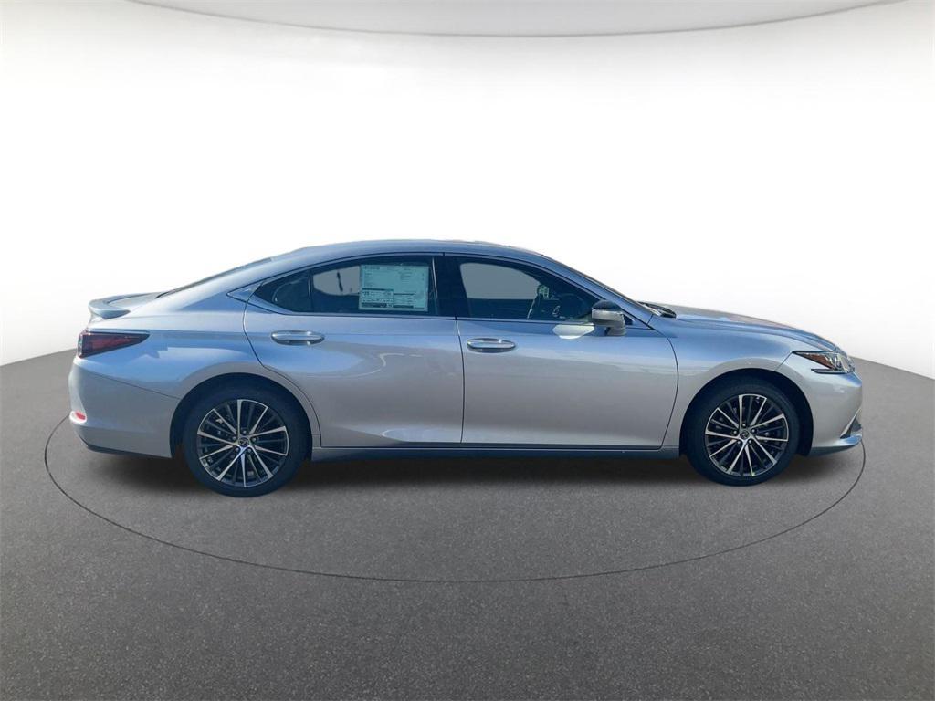new 2025 Lexus ES 350 car, priced at $45,824