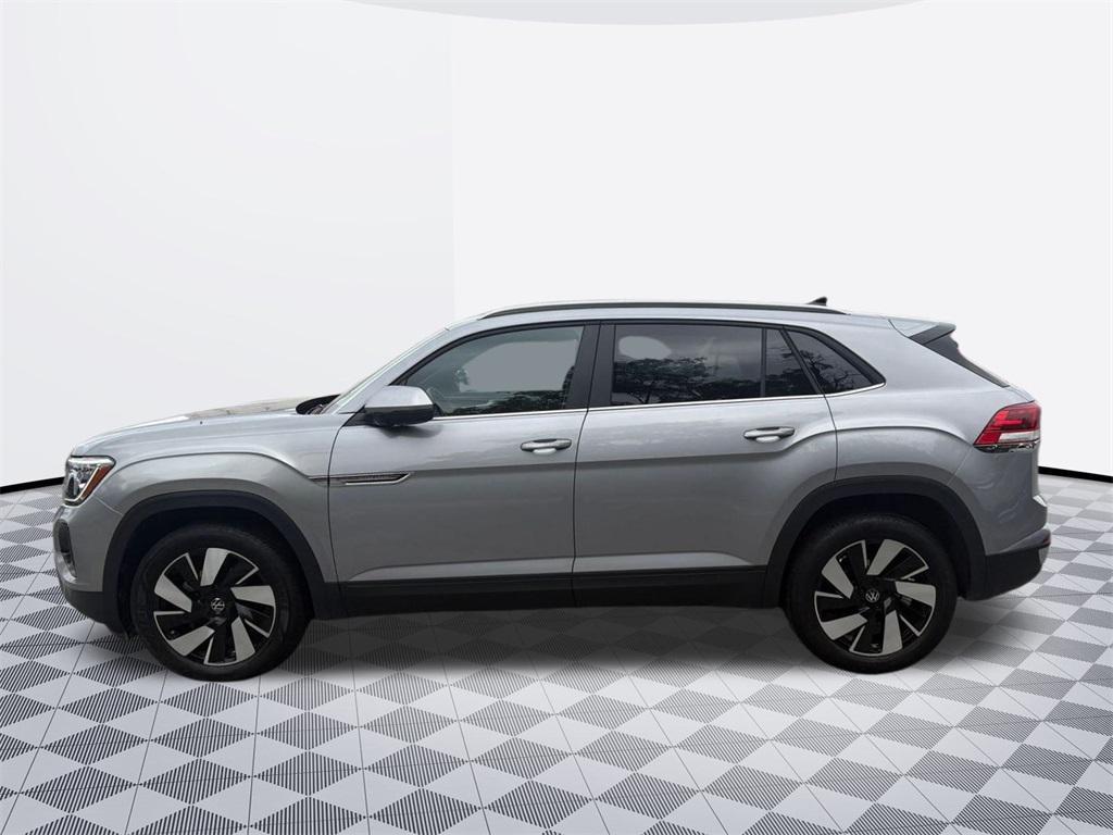 used 2024 Volkswagen Atlas Cross Sport car, priced at $32,000
