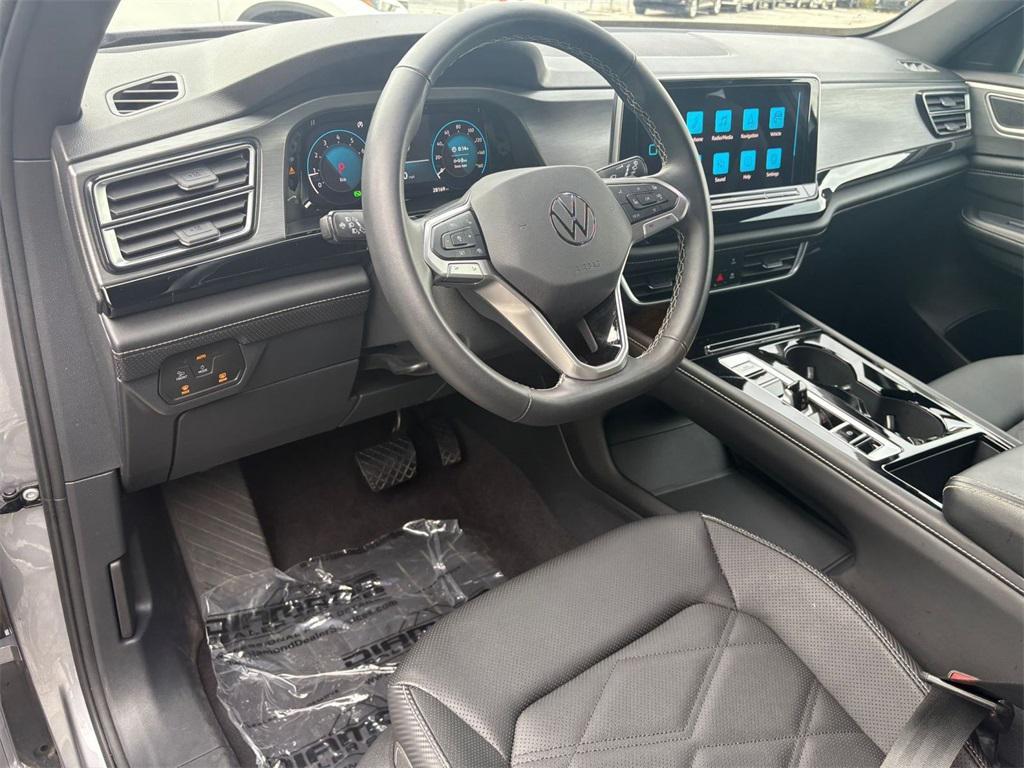 used 2024 Volkswagen Atlas Cross Sport car, priced at $32,000