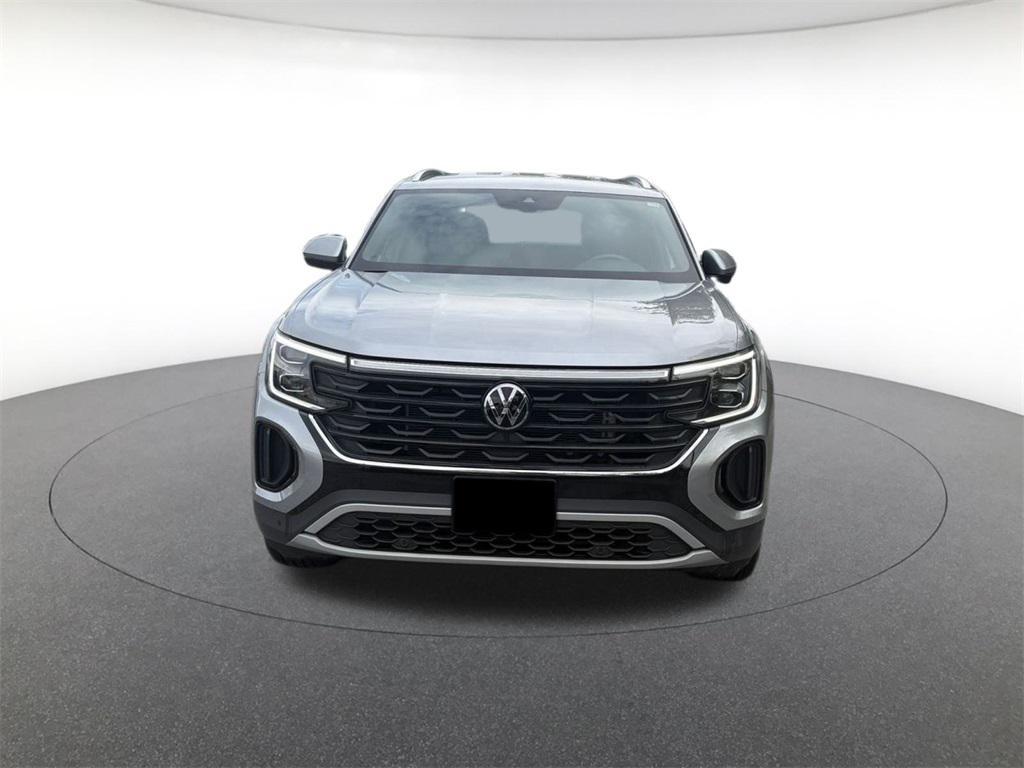 used 2024 Volkswagen Atlas Cross Sport car, priced at $31,000