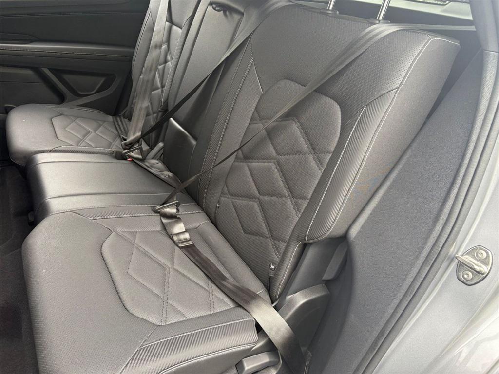 used 2024 Volkswagen Atlas Cross Sport car, priced at $32,000