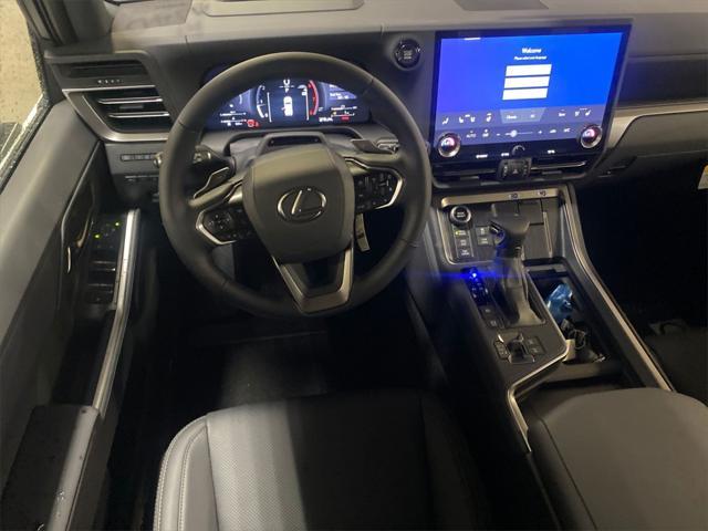 new 2025 Lexus GX 550 car, priced at $78,874