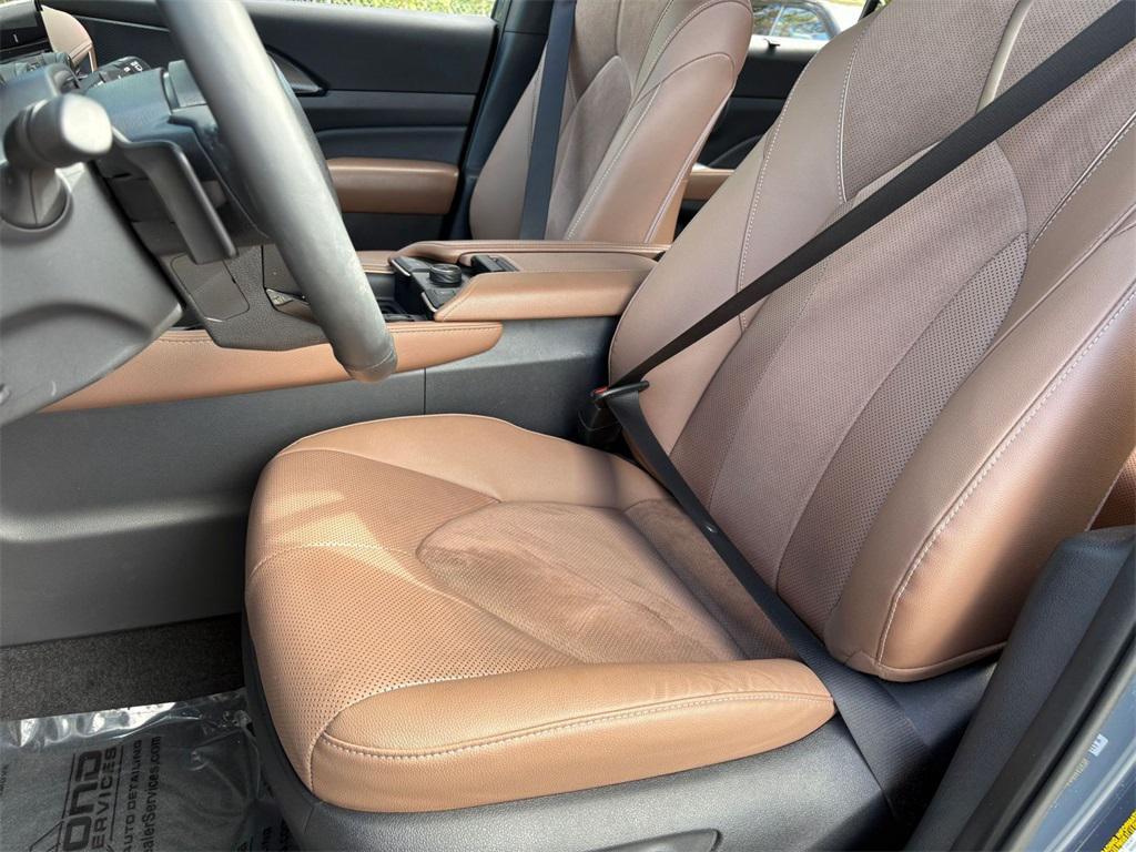used 2024 Toyota Grand Highlander Hybrid car, priced at $57,000