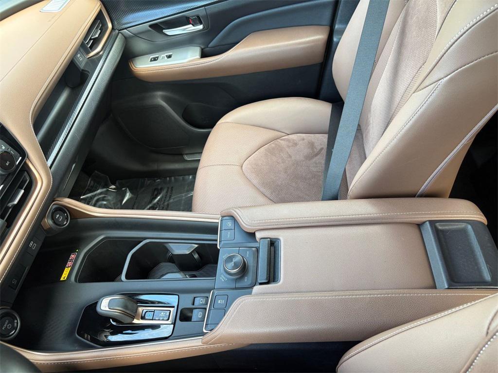 used 2024 Toyota Grand Highlander Hybrid car, priced at $57,000