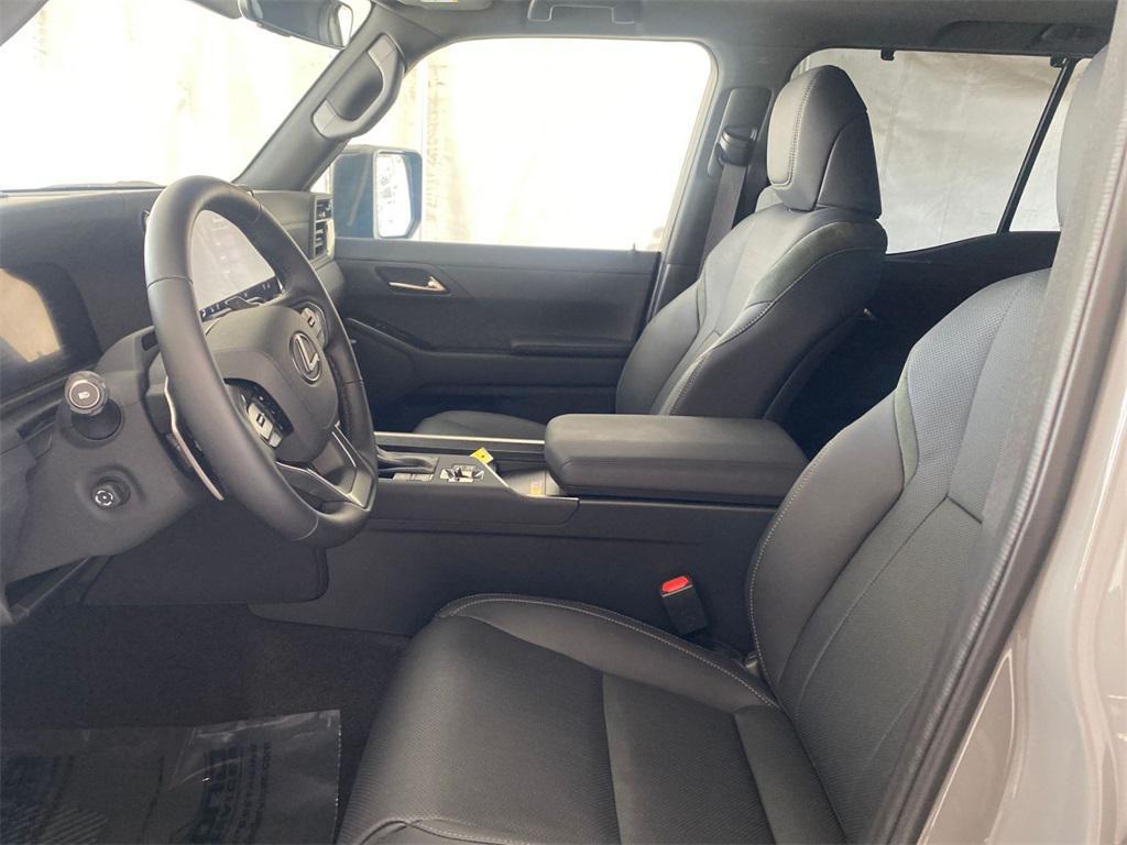 used 2025 Lexus GX 550 car, priced at $93,000
