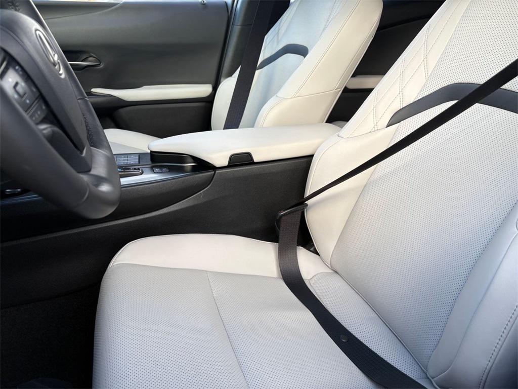 used 2025 Lexus UX 300h car, priced at $39,000