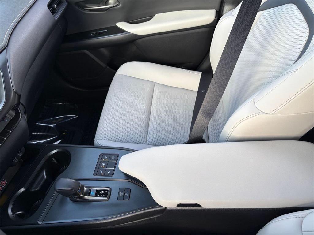used 2025 Lexus UX 300h car, priced at $39,000