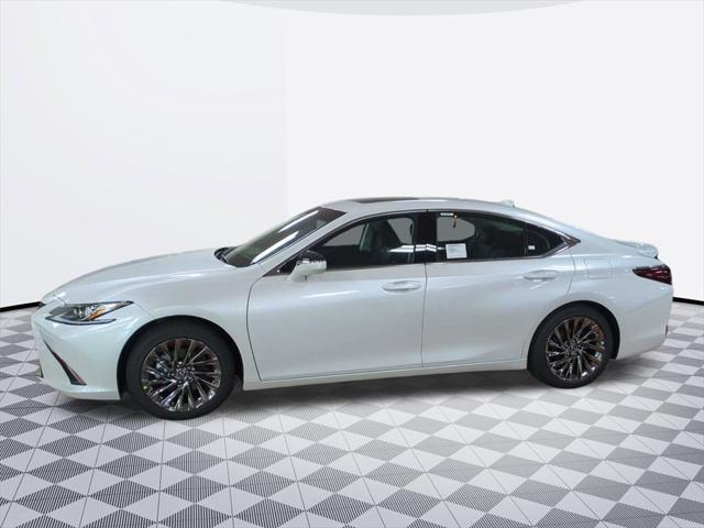 new 2025 Lexus ES 300h car, priced at $52,974