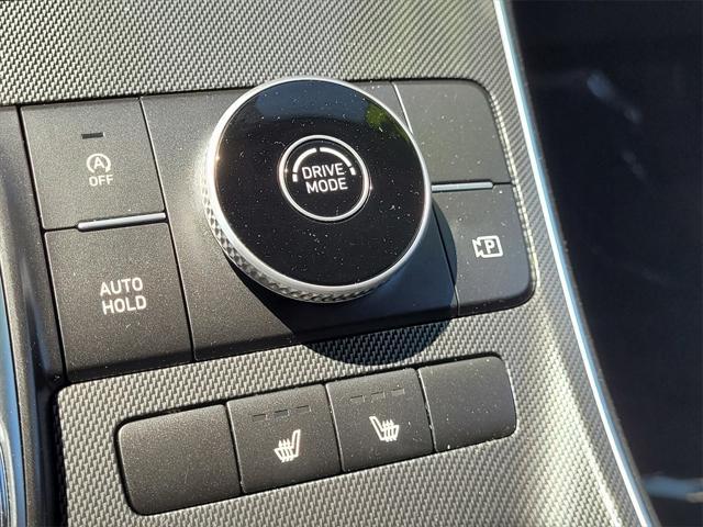used 2022 Hyundai Santa Fe car, priced at $22,774